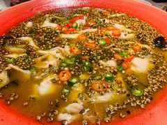 -初蓉丨遇见新川菜(亲贤街荣耀店)