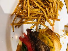 -HELLO 27 意面·沙拉·帕尼尼