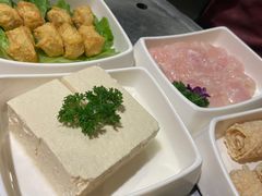 -海底捞火锅(曼巴特广场店)