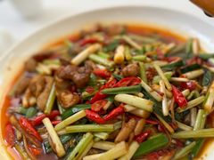 鲜椒锅仔肥肠-听香·678茶铺(猛追湾店)
