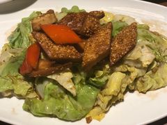 包包菜炒馕-纳瓦新疆菜(银都店)