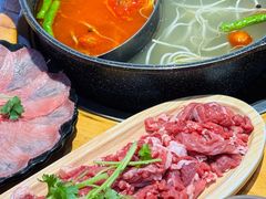 鸳鸯锅-苗阿哥酸汤牛肉火锅(体育场店)