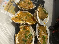 -老街烧烤大排档·地道湖北菜·龙虾馆(汉口火车站店)