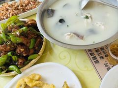 -雪湖煜辰鱼头老店(雪野湖店)