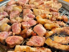 -唯成•韩国炭火烤肉 유성고기