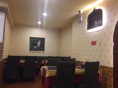 卡座-亚桥咖喱(延安路店)