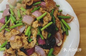 Small Steamed Buns with Fried Pork