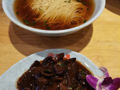 焖肉腰花面-朱鸿兴面馆(镇湖店)