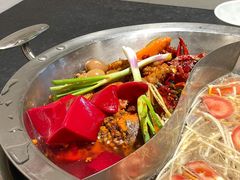 -四小区火锅·巷子里的重庆火锅(花照壁店)