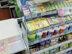 -全家便利店(宜山路站店)