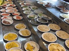 -罗二娘·鲜切牛自助火锅(罗湖东门步行街店)