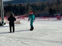 -亚布力新体委滑雪场