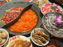 -萍姐火锅·公路夜市(武汉首店)