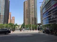 -一兆韦德健身(慧芝湖店)