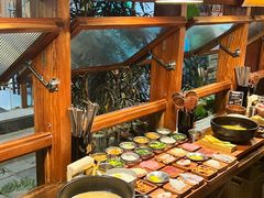-银米·云南传统过桥米线(双廊黑金冠店)