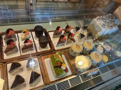 -莎琳娜食品有限公司·蛋糕店