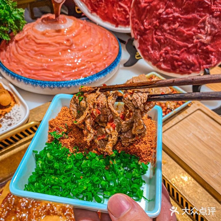 成都探店｜来成都必打卡巴蜀大将‼️牛肉配火锅