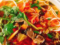 -花溪牛肉米粉(科园二路店)