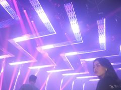 -简奥斯汀·赫本酒吧