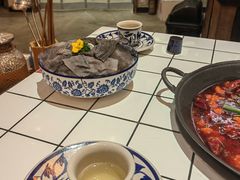 -旧街市鲜货老火锅(大光路店)