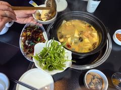 -野菌皇海景野生菌火锅(滨海大道店)