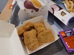 麦乐鸡块-麦当劳(十字街店)