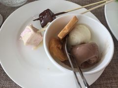-圣丰索菲特·2 On 988 Café 自助餐厅