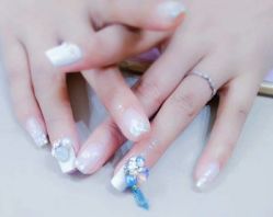 点击看大图 -蜜丝卡伦美甲美睫连锁