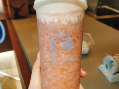 莓莓芝士茉香茶-瑞幸咖啡(紫金数码园店)