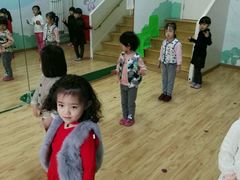 -圣德美艺术双语幼稚园