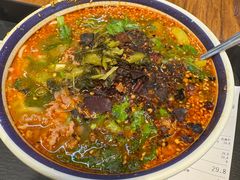 -云阿蛮云南生烫牛肉米线(奉贤路店)