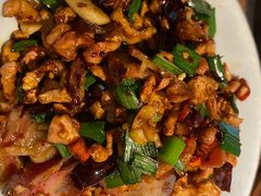 土萝卜干炒土腊肉-吃饭皇帝大土家民族菜(正大广场店)