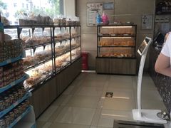 面包甜点陈列柜-85度C(北京八角物美店)