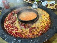 -黄潇洒老火锅(九眼桥宏济巷店)