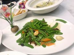 荷兰豆炒酱肉-新阿布海鲜大酒店