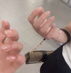 -阿噶西美甲美睫