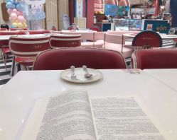 -奈尔宝·儿童乐园·亲子餐厅(鄞州万达店)