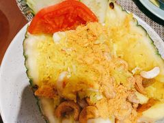 菠萝海鲜炒饭-mango tree芒果树泰国餐厅(青岛万象城店)