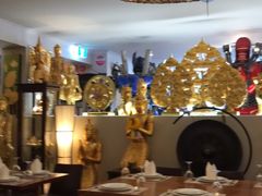 -Thai Pothong Restaurant