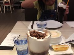 -必胜客(武汉欢乐谷店)