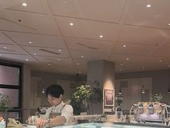 -潮一不贰·法式甜品·生日蛋糕·西式简餐(外滩店)