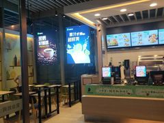 -德克士(虹桥火车站店)