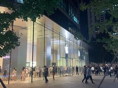 -Apple零售店(华贸购物中心店)
