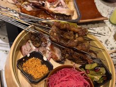 -破瓦寒窑·地摊烤羊排