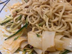 -陇上秦轩西安biangbiang面(朝龙汇店)