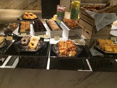 iphone_upload_pic-中航泊悦酒店·云庭咖啡厅(虹桥机场T2店)