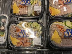 -盒马X会员店(王府井奥莱UP TOWN店)