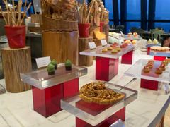 -锦厨国际自助餐厅 · 云端景观 (昆明索菲特大酒店)