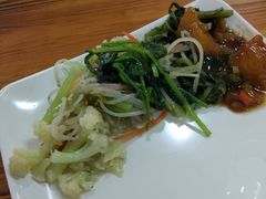 -阿育王寺素斋馆