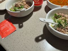 -海底捞火锅鲜切牛肉主题店(长寿路店)